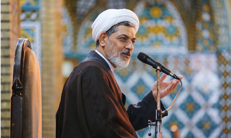 ویدیو | خاطره حجت الاسلام رفیعی از سردار شهید حاجی‌زاده