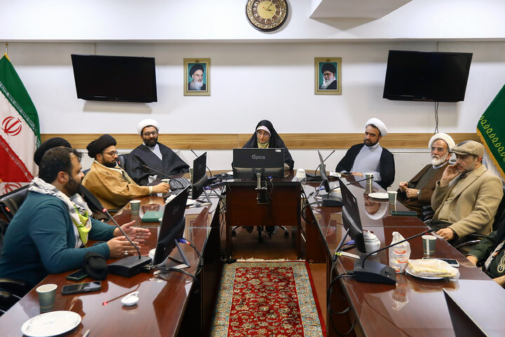 Photos: Imam Reza shrine hosts specialized meeting on promoting AhlulBayt discourse on human rights, dignity