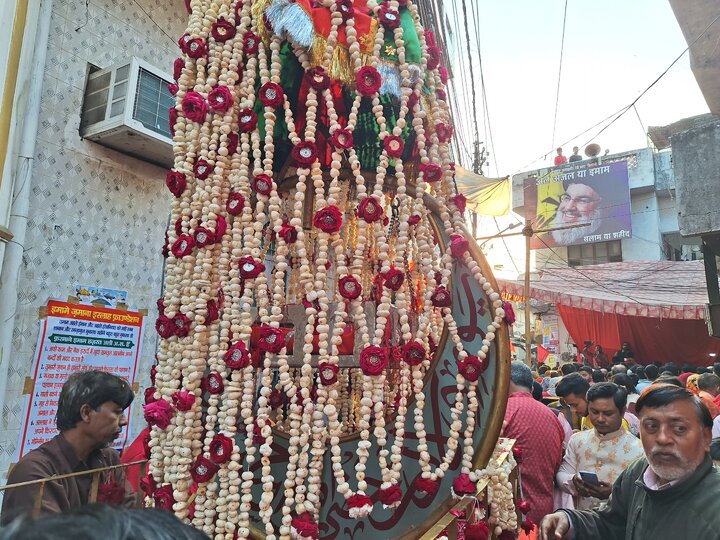 Indian Muslim celebrate birth of grandson of prophet Muhammad