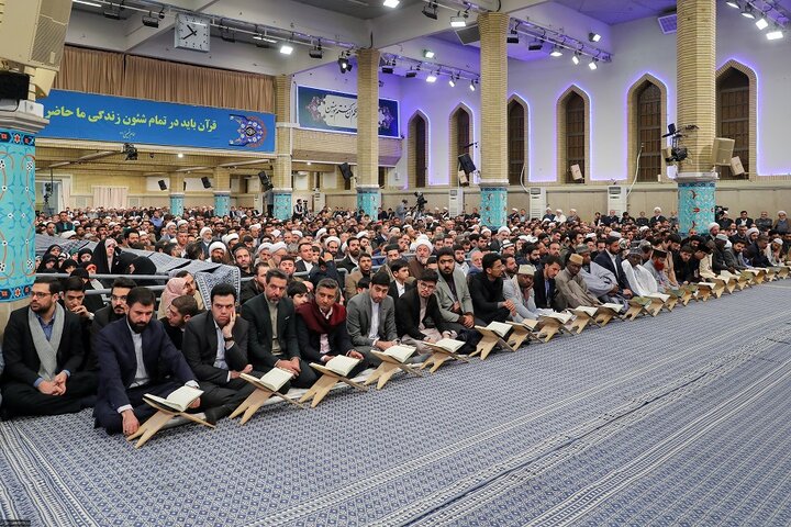 دیدار قرآنی ها با رهبر انقلاب