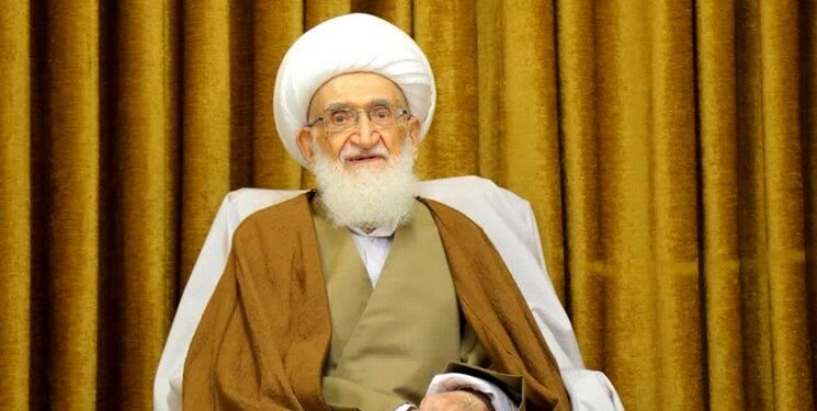 یکپارچگی و وحدت حول محور رهبر معظم انقلاب ضروری و لازم است