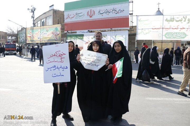 Photos: 22 Bahman rally held in Tabriz, Iran