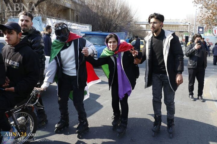 Photos: 22 Bahman rally held in Tabriz, Iran