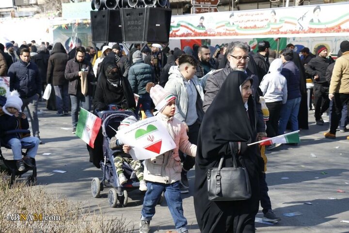 Photos: 22 Bahman rally held in Tabriz, Iran