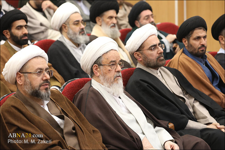 Photos: Unveiling ceremony of software for collection of written works of Ayatollah Safi Golpaygani held in Qom