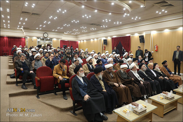Photos: Unveiling ceremony of software for collection of written works of Ayatollah Safi Golpaygani held in Qom