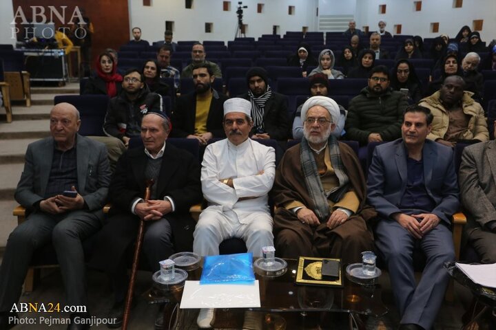 گردهمایی پیروان ادیان توحیدی در اصفهان