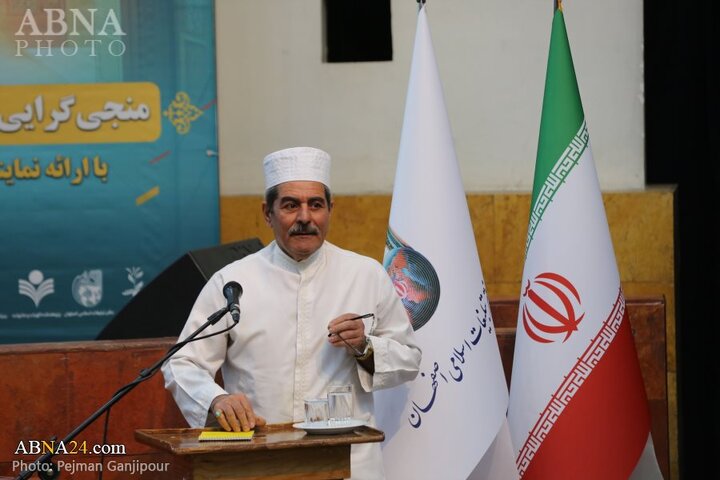 گردهمایی پیروان ادیان توحیدی در اصفهان
