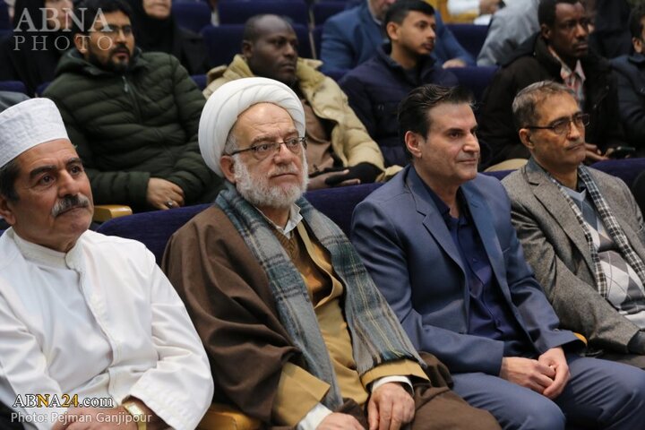 گردهمایی پیروان ادیان توحیدی در اصفهان