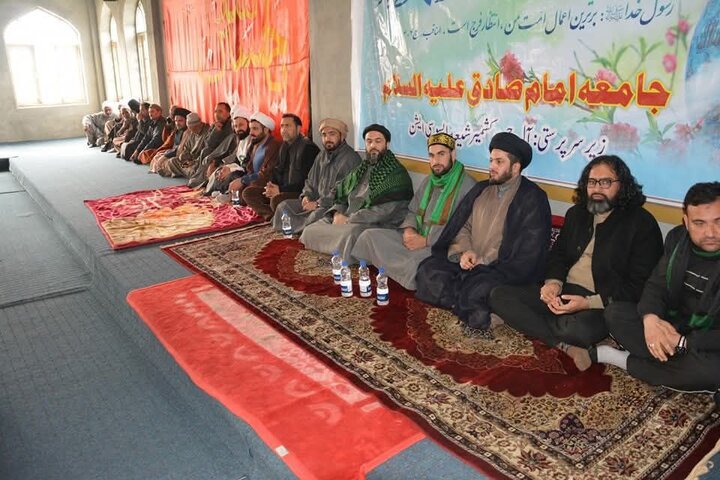 Photos: Kashmiri Shia celebrate mid-Sha’ban
