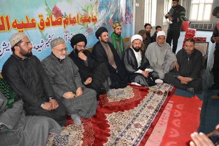 Photos: Kashmiri Shia celebrate mid-Sha’ban
