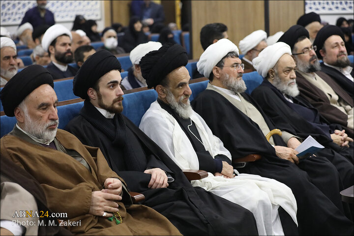 رونمایی کتاب