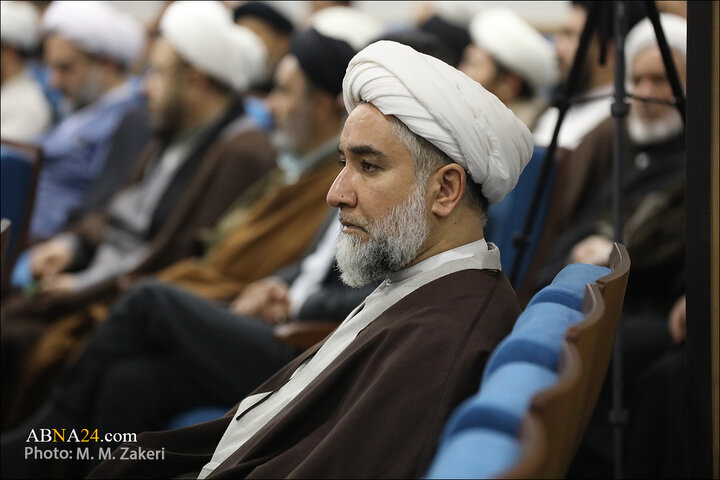 رونمایی کتاب