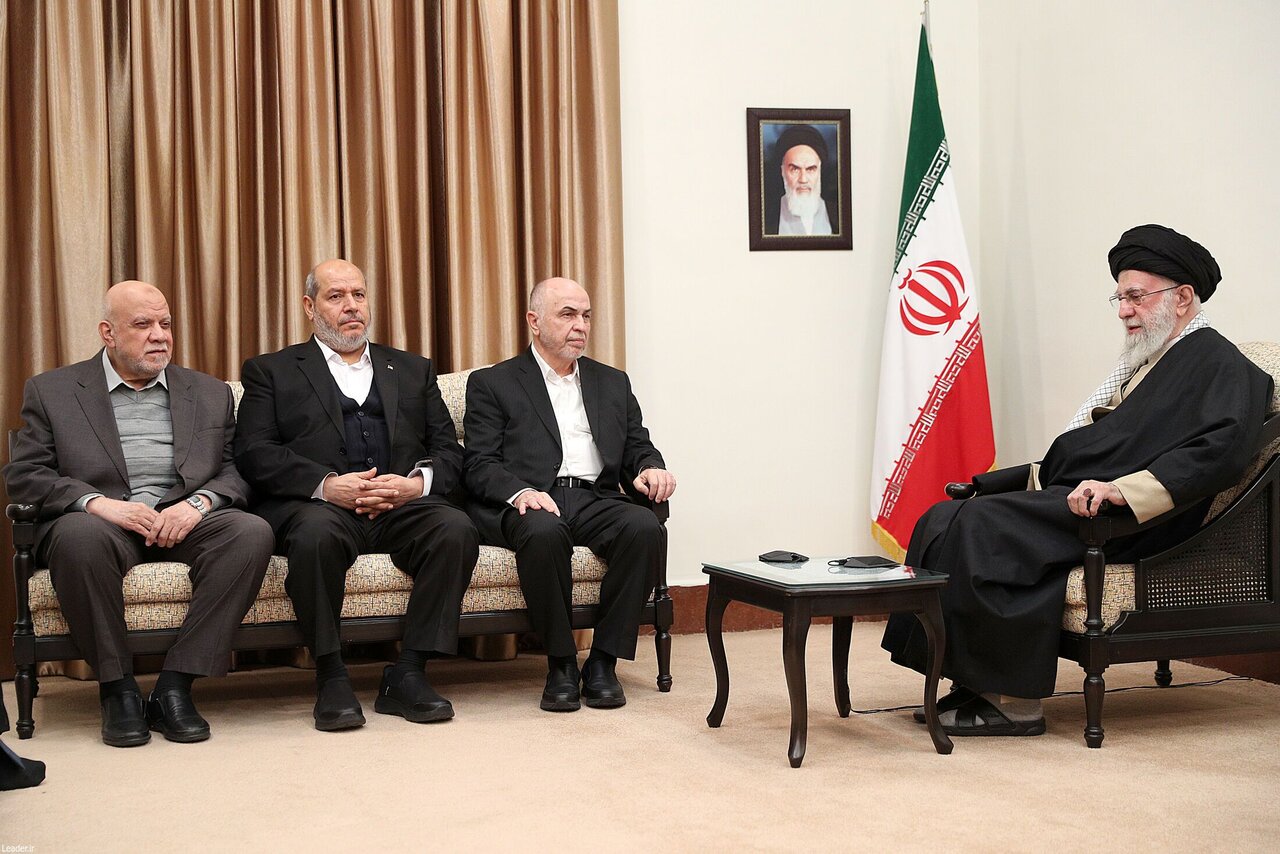 «حماس به پیروزی‌های بزرگی دست یافت»/ قدردانی رهبر انقلاب از موفقیت مقاومت فلسطین