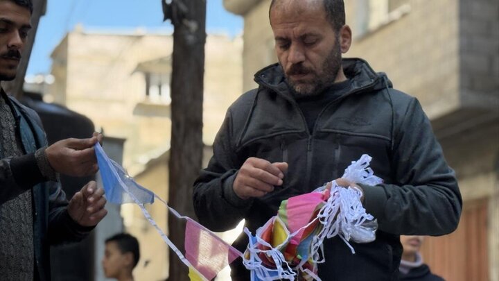 Photos: Cleaning, decorating streets to welcome Ramadan in Khan Yunis