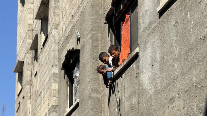 Photos: Cleaning, decorating streets to welcome Ramadan in Khan Yunis