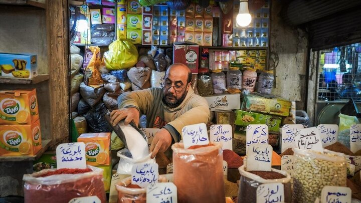 Photos: Shorja market in Baghdad on eve of holy month of Ramadan