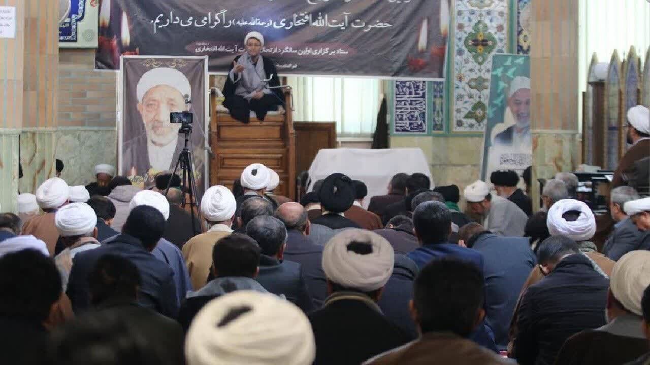 در اولین سالگرد درگذشت آیت الله افتخاری مطرح شد: زندگینامه عالم افغانستانی که از نجف تا غزنی به مبارزه پرداخت