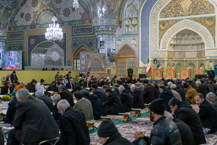 Photos: Quranic recitation gathering at Imam Reza Shrine in Ramadan