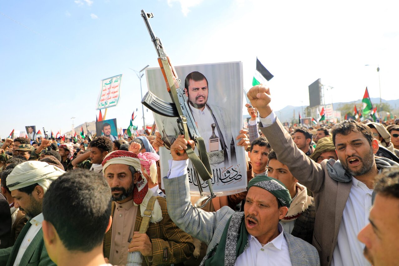(Podcast) U.S. Faces High Risks as Red Sea Tensions Escalate over Yemen-Israel Standoff