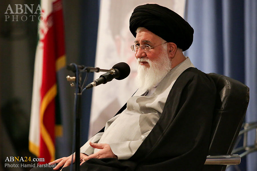 آیت‌الله علم‌الهدی: فلسطین، خط مقدم جنگ اسلام و استکبار است/ دشمن نمی خواهد ما مستقل باشیم