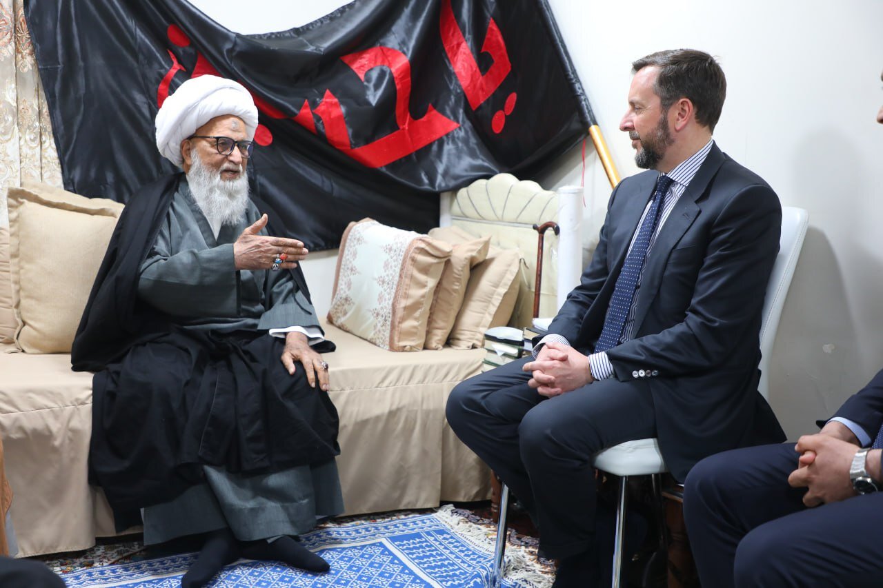 Italian Ambassador to Iraq meets with Ayatollah Bashir Al-Najafi