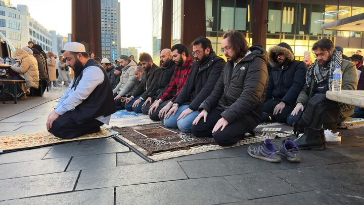Photos: Supporting people of Gaza at street Iftar ceremony in Eindhoven, Netherlands