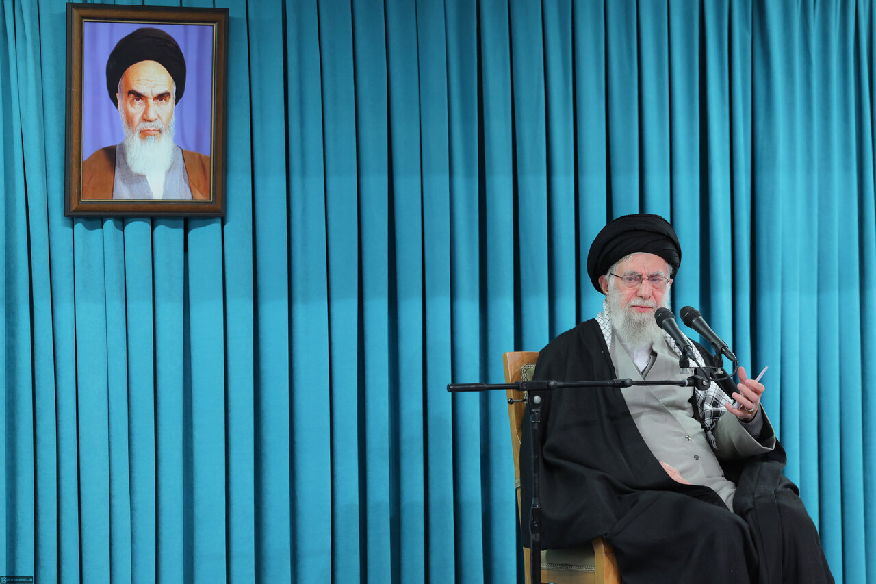 Imam Khamenei: Negotiations a way for coercive govts. to impose new demands that definitely won’t be fulfilled