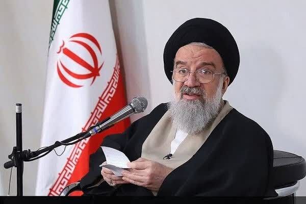 آیت‌الله خاتمی: مطرح شدن انقلاب اسلامی ایران به‌عنوان یک پدیده بی‌بدیل جهانی، ثمره مجاهدت حوزه و عالمان دینی است