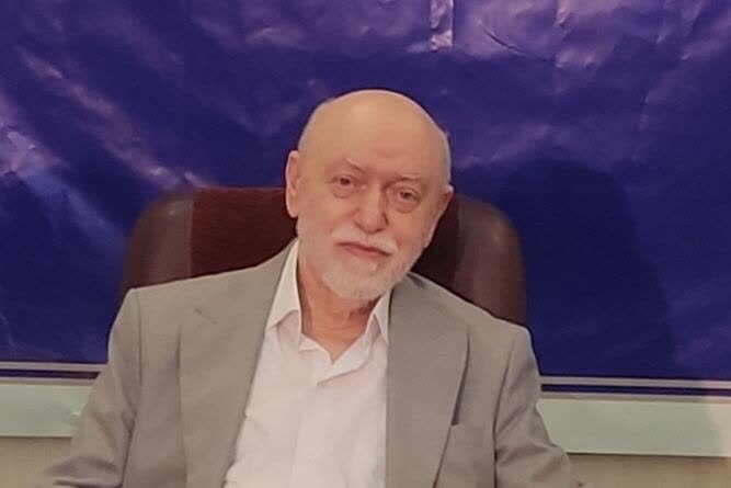 معرفی ۴ نوع ترجمه برتر قرآن از زبان مترجم زبردست ایرانی