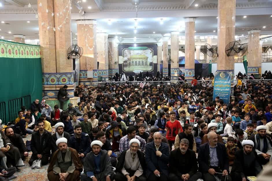 قرار همدلی ۲۹۰۰ بچه مسجدی شهر قم در مراسم سالروز تاسیس ستاد کانون‌های مساجد