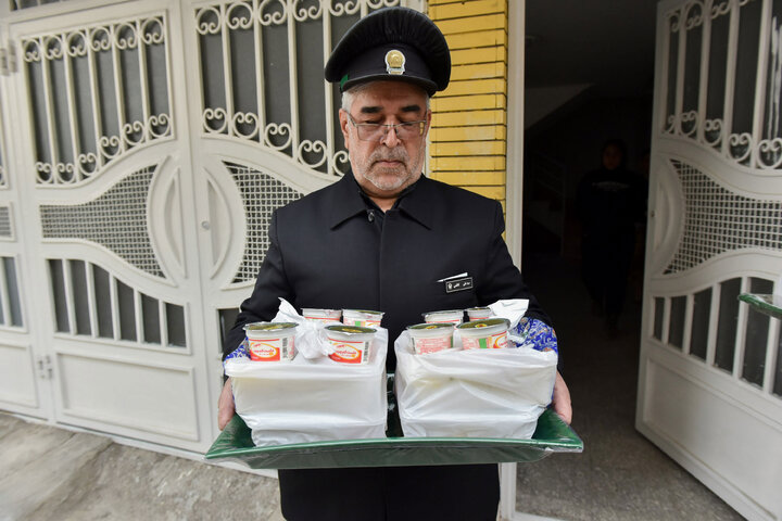 Photos: Imam Reza shrine distributes 2,000 Iftar meals daily in Mashhad