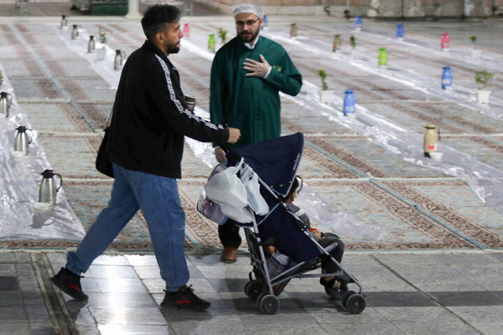 Photos: Iftar ceremony of Razavi Generosity Feast underway at Bab al-Kazim