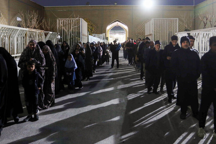 Photos: Iftar ceremony of Razavi Generosity Feast underway at Bab al-Kazim