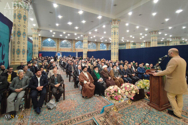 Photos: Qom's religious Hay'ats attend Iftar ceremony at Jamkaran Mosque