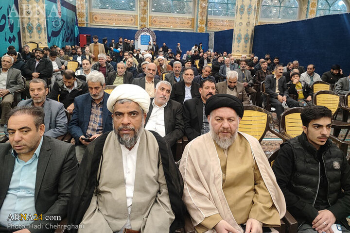 Photos: Qom's religious Hay'ats attend Iftar ceremony at Jamkaran Mosque