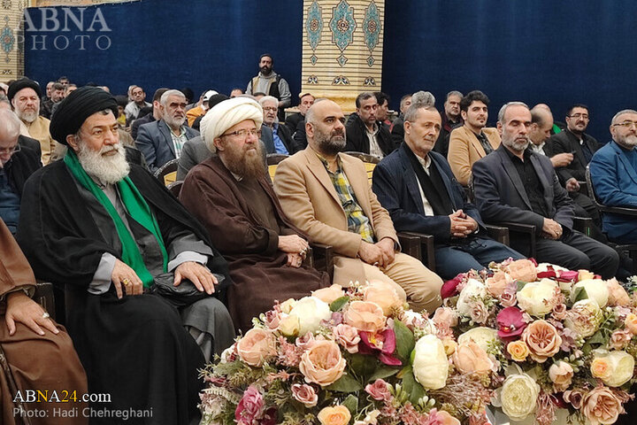 Photos: Qom's religious Hay'ats attend Iftar ceremony at Jamkaran Mosque
