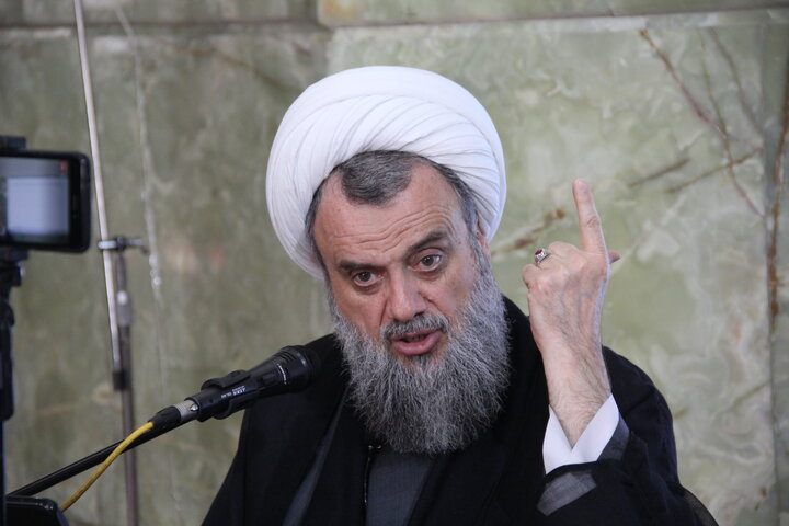 گزارش تصویری | جلسات تفسیر آیت‌الله هادوی تهرانی در قم