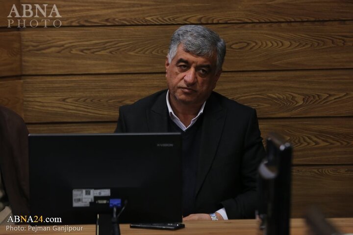 آیین رونمایی از کتاب «سرداران معنویت» در اصفهان