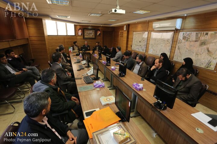 آیین رونمایی از کتاب «سرداران معنویت» در اصفهان