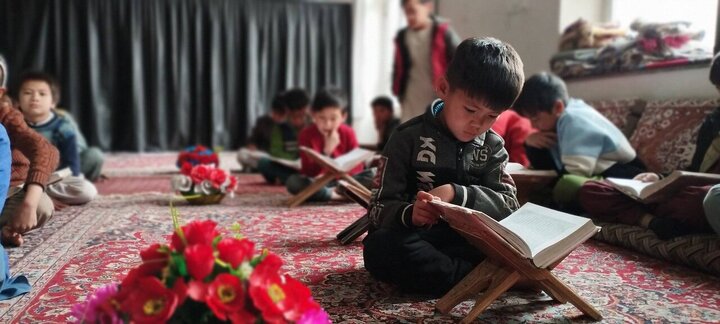 Photos: Afghan Shia children recite Quran in Kabul