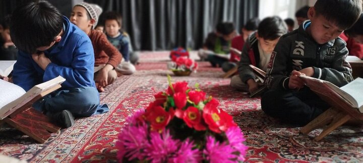 Photos: Afghan Shia children recite Quran in Kabul