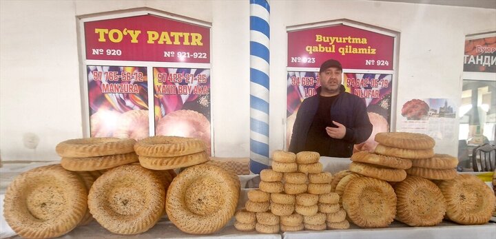 Photos: "Patir" bread; an essential item on table of Uzbeks during Ramadan