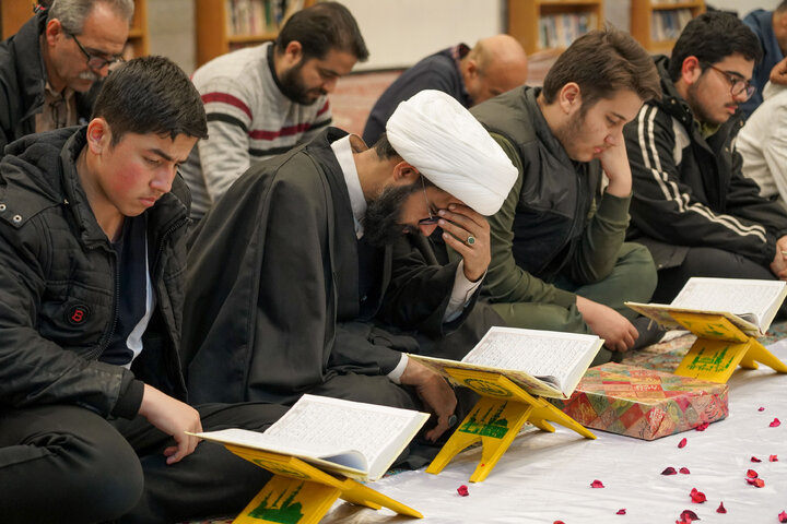 گزارش تصویری | محفل انس با قرآن کریم در دبیرستان امام رضا علیه‌السلام