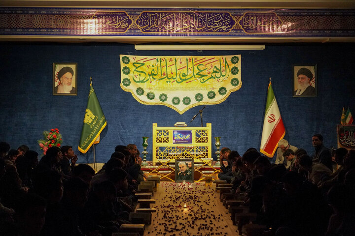 گزارش تصویری | محفل انس با قرآن کریم در دبیرستان امام رضا علیه‌السلام