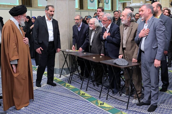 دیدار شاعران