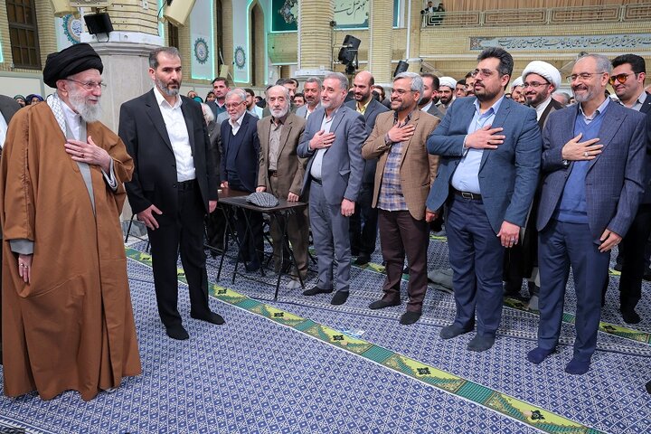 دیدار شاعران