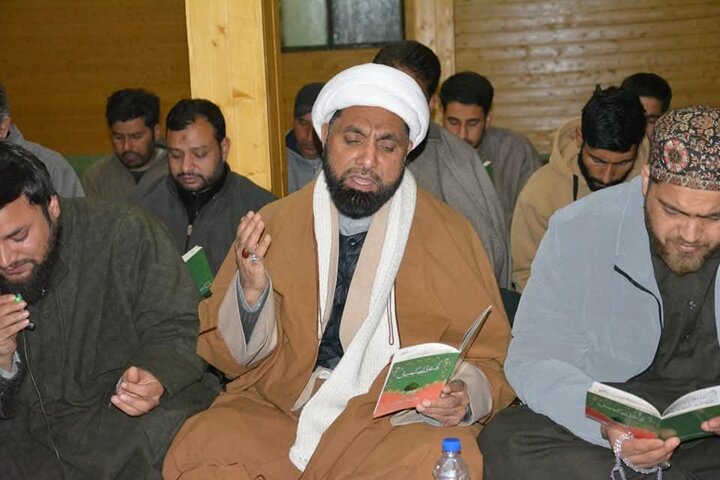 Blessed Dua Kamil ceremony held in Kashmir, India