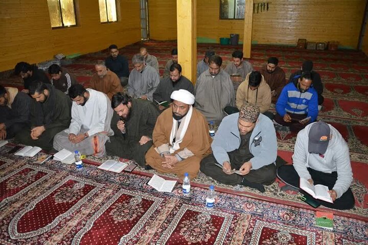 Blessed Dua Kamil ceremony held in Kashmir, India