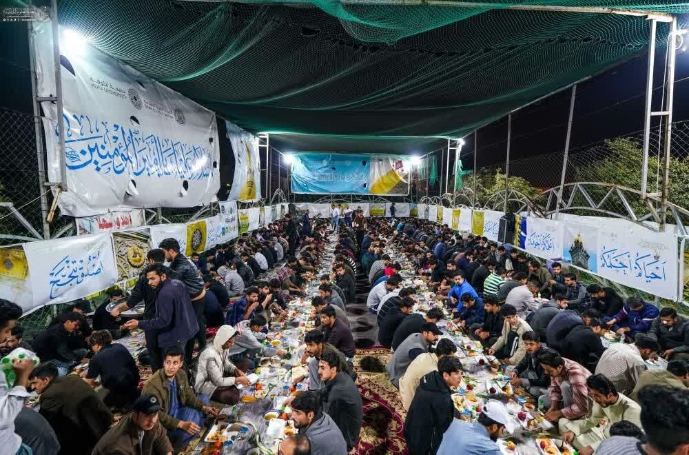 عکس خبری | برگزاری ضیافت افطاری دسته‌جمعی برای دانشجویان دانشگاه کوفه